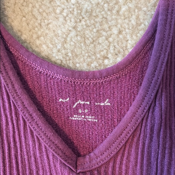 Out from Under Ribbed Top - Picture 2 of 5